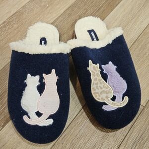 Lands End cat slippers shoes 9
